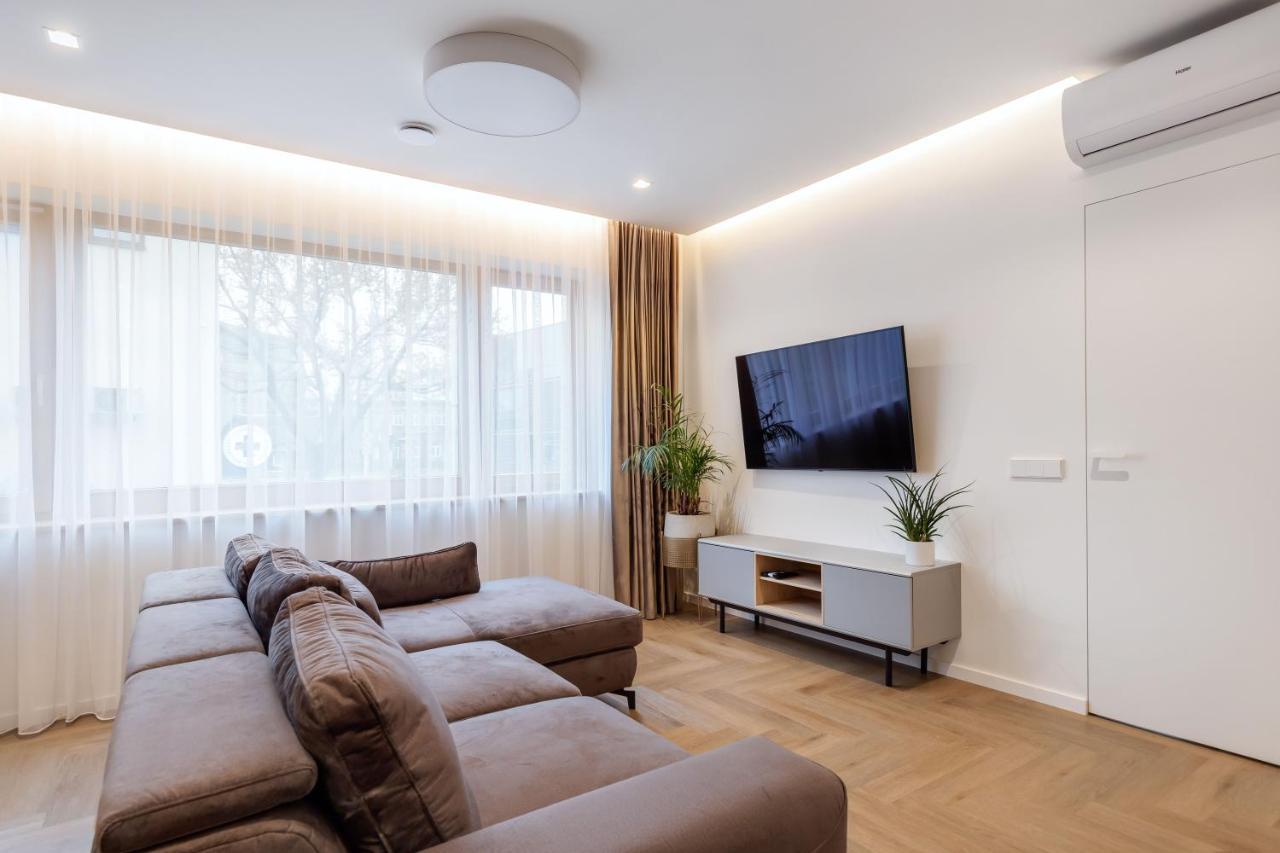 3 Bedroom Apart/24H Self Check In/Free Parking/Up To 6 People/ Vilnius Bagian luar foto