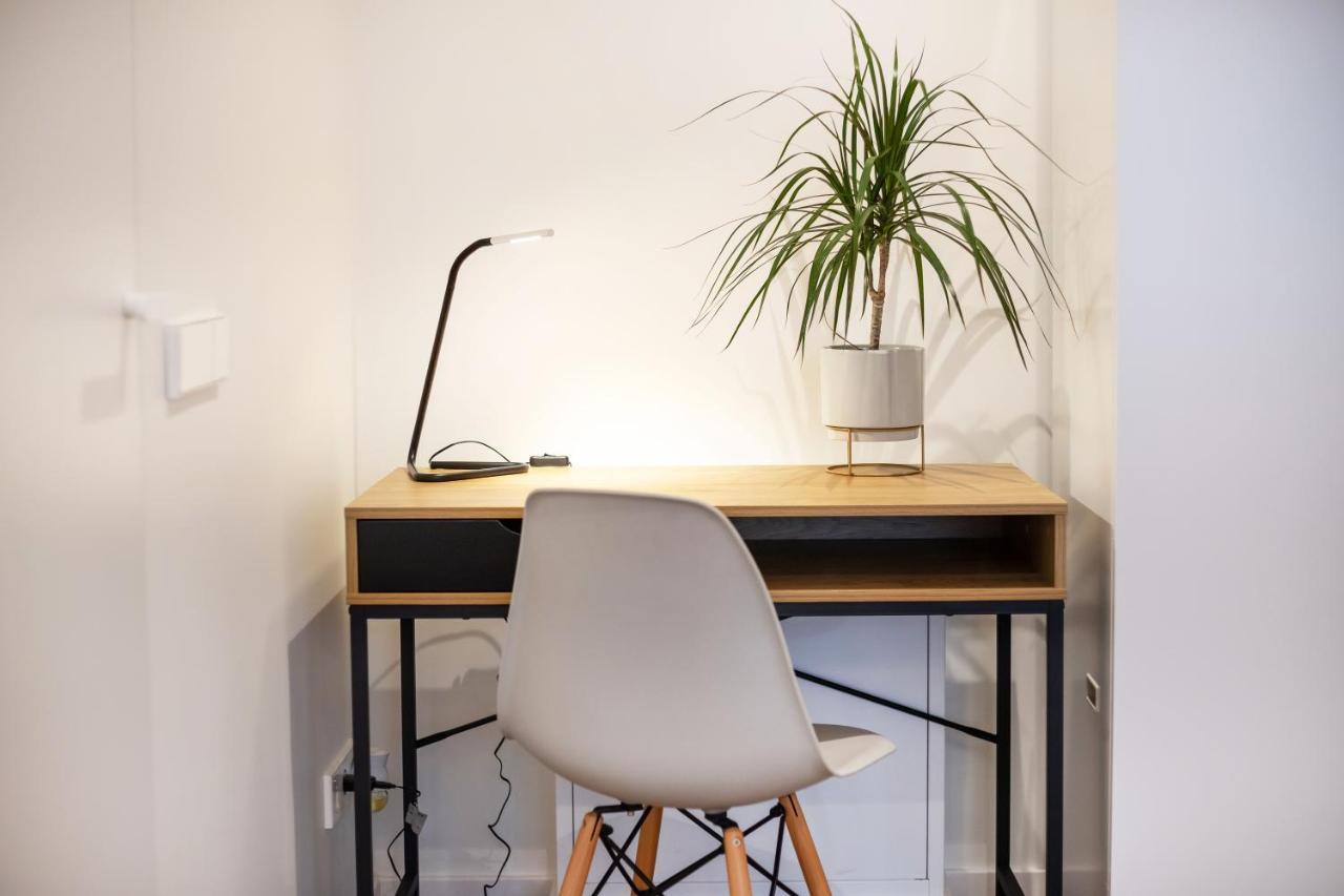 3 Bedroom Apart/24H Self Check In/Free Parking/Up To 6 People/ Vilnius Bagian luar foto
