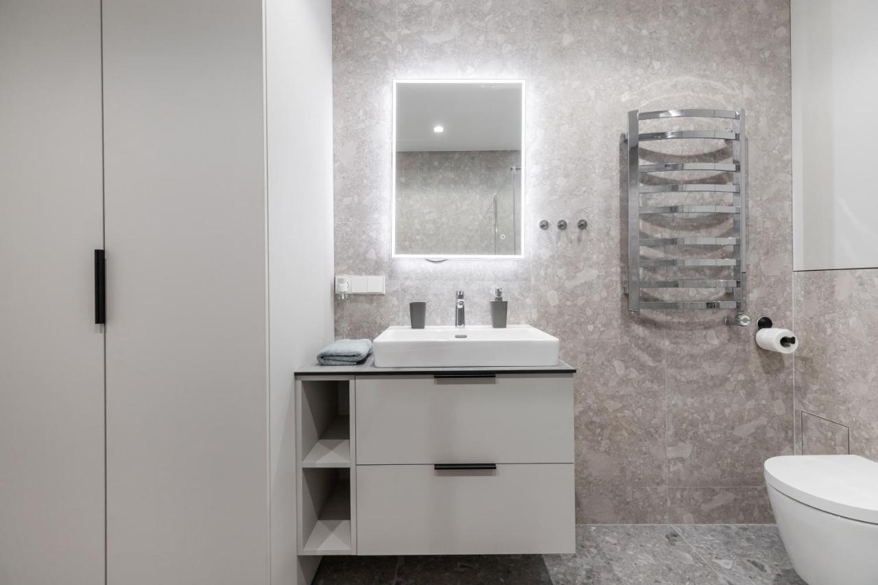 3 Bedroom Apart/24H Self Check In/Free Parking/Up To 6 People/ Vilnius Bagian luar foto